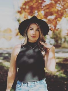 Rina Avalos